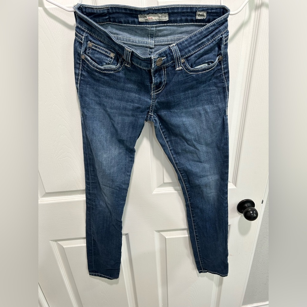 BKE Skinny Jeans. 26 Regular.